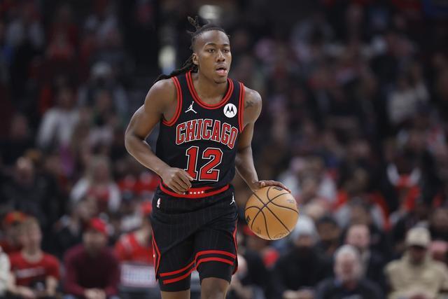 沃特斯40分广东胜山西 陈盈骏15+11广州胜福建